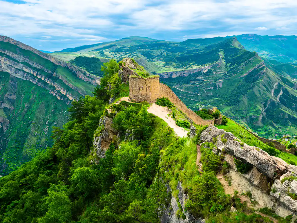 Туристический эксперт Мега-Тур в Дагестане — Курбанов Замир