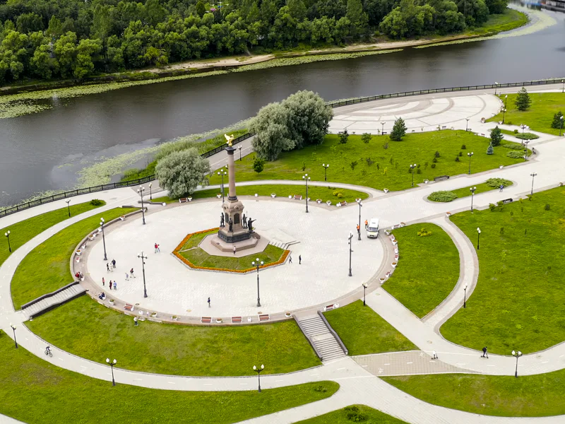 Будем знакомы: Ярославль — обзорная прогулка по историческому центру — фото 2, Ярославль | Покатаем