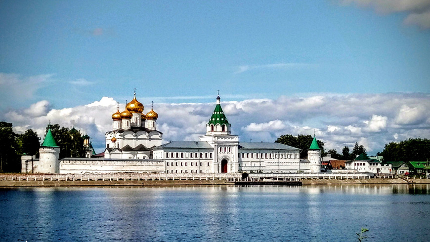 Ипатьевский монастырь: о царском доме Романовых,  и не только... 