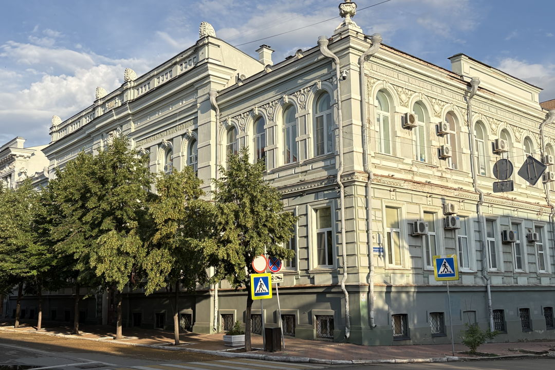 От стен Кремля до «перекрёстка культур»: Белый город с гидом-историком — фото 6