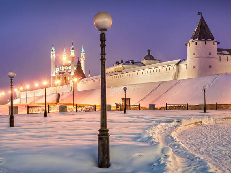 Вечерний новогодний Кремль с легендами и сказками