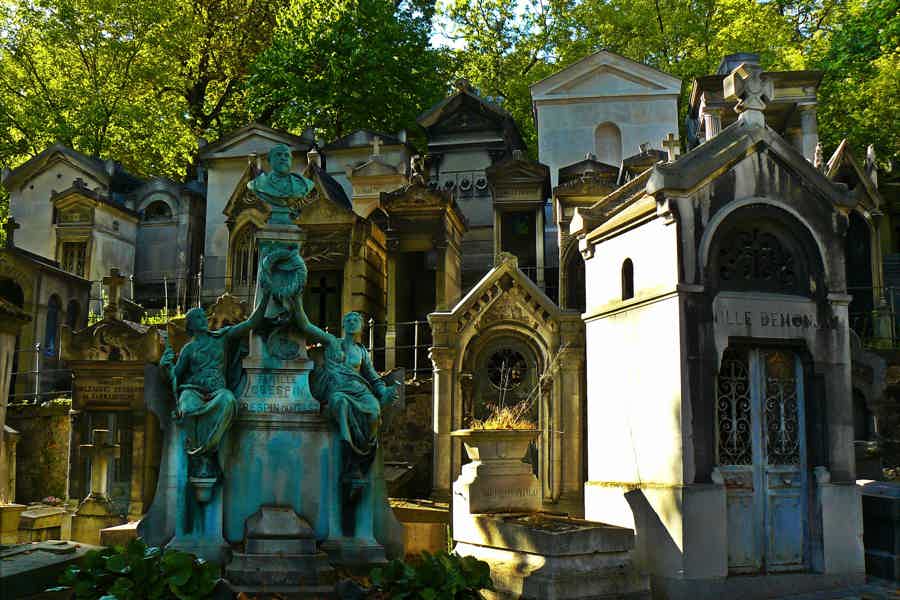 Тайны и ритуалы кладбища Пер-Лашез - фото 4