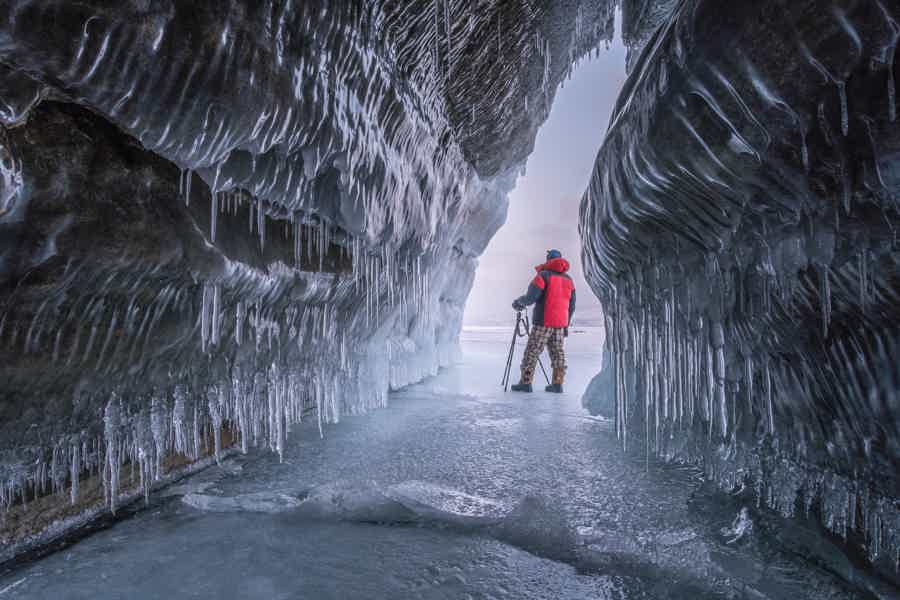Путешествие по ледовым гротам и островам Малого моря с тревэл-фотографом - фото 2