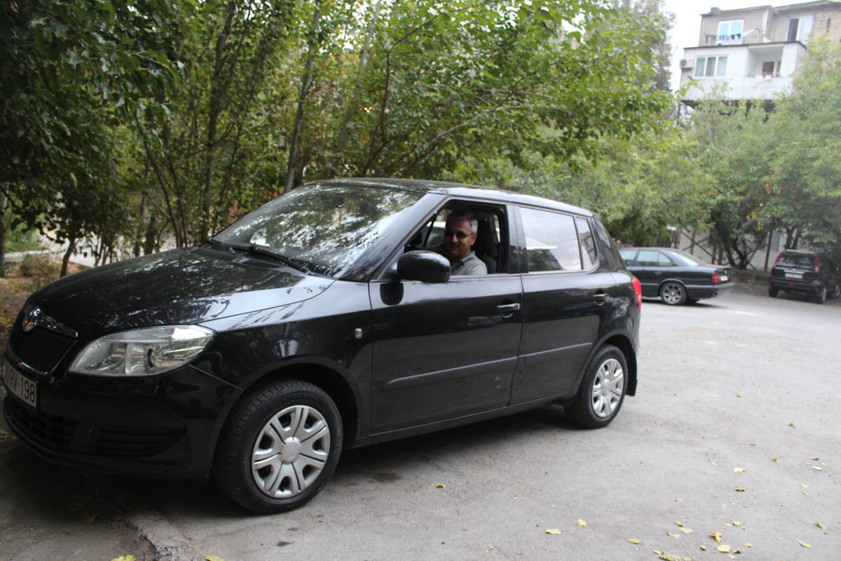 Трансфер из аэропорта на автомобиле Шкода Фабиа