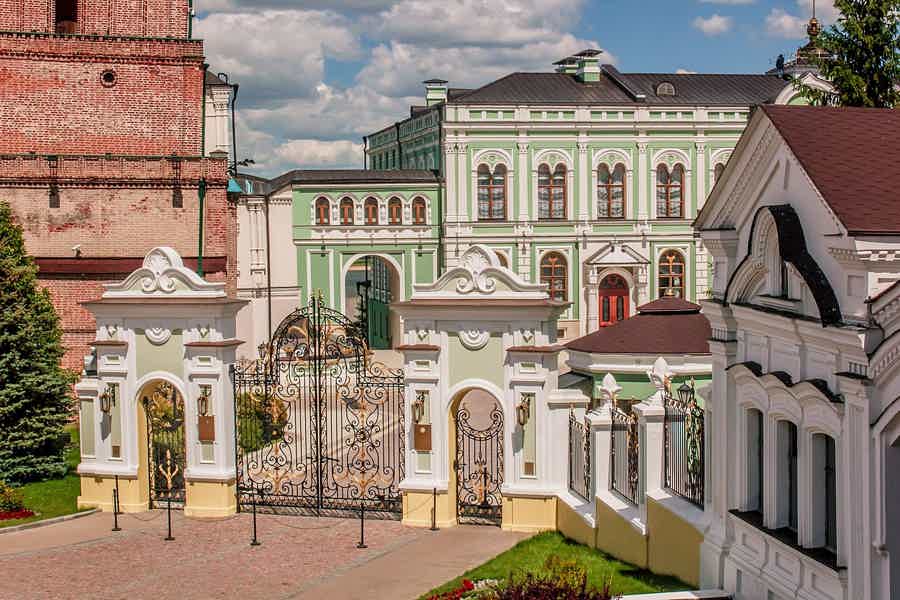 Аудиоэкскурсия по Казанскому кремлю: древние постройки, легенды и истории - фото 3