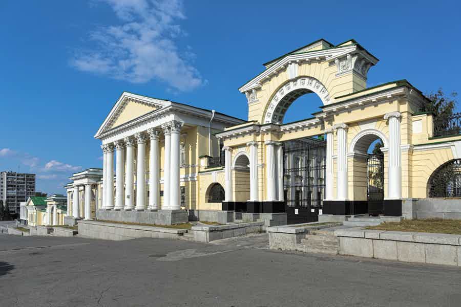 Экскурсия «Екатеринбург — история и современность» на транспорте туристов - фото 1