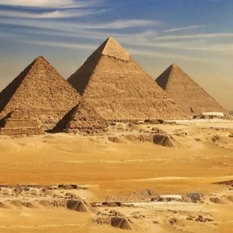 Пирамиды древнего Египта: от простоты к совершенству