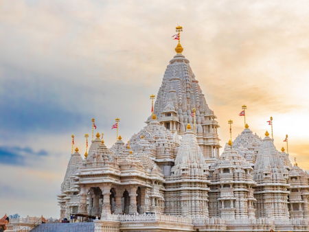 Храм Акшардам