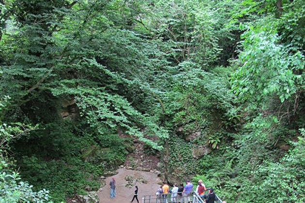 Виды Красоты западной Грузии. Мартвильский каньон и пещера Прометея