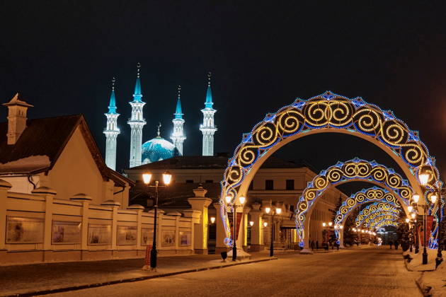 Праздничная Казань встречает гостей