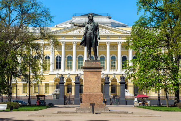Экскурсия по Русскому музею в мини-группе (билеты включены)