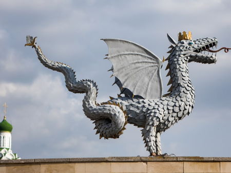 Памятник дракону Зиланту