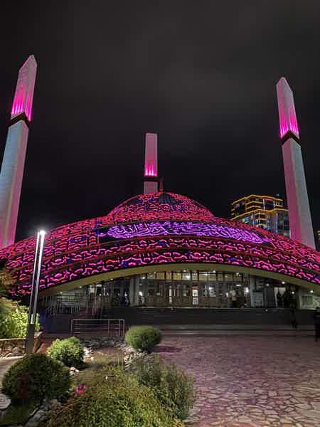 Огни вечерних мечетей Чечни - фото 1