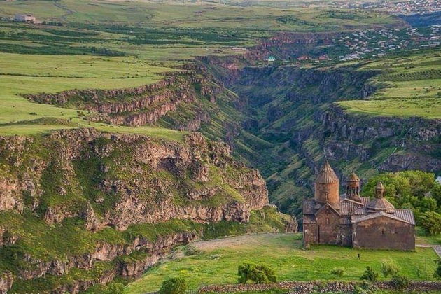 Фото к экскурсии От Еревана к горам: Алфавит, Сагмосаванк и Myler