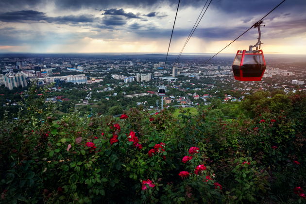Виды Добро пожаловать в Алматы!
