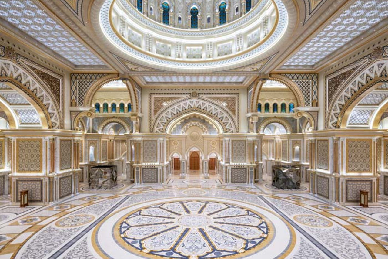 Королевский дворец Qasr Al Watan