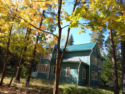 По литературным местам осеннего Переделкина
