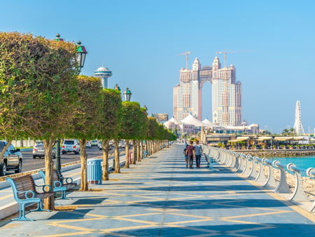Набережная Corniche