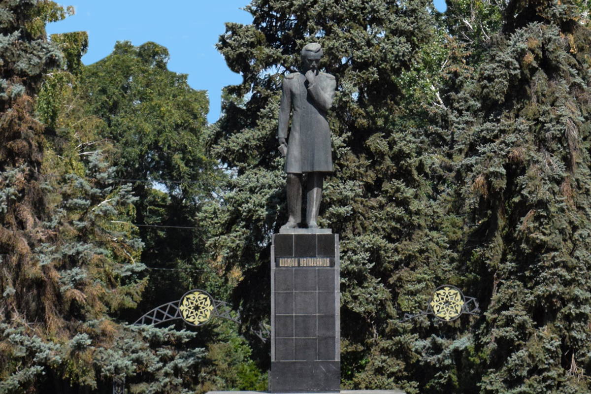 Пешая прогулка без транспорта по живописным местам Алматы
