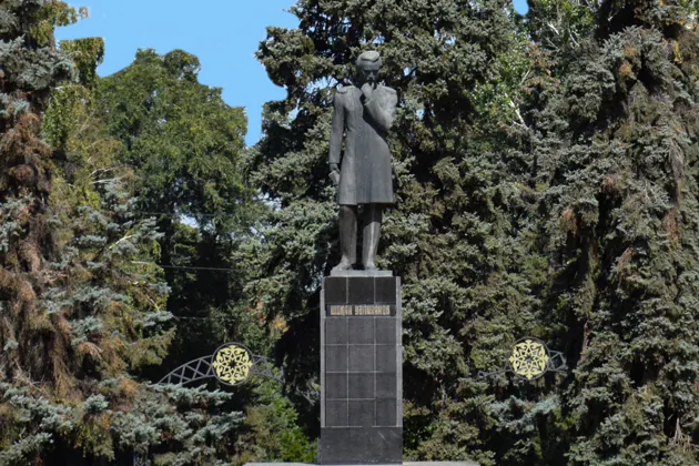 Пешая прогулка без транспорта по живописным местам Алматы