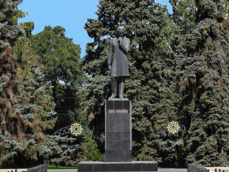Пешая прогулка без транспорта по живописным местам Алматы