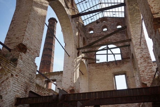 Виды Вокруг Уфы: село Воскресенское и металлургический завод