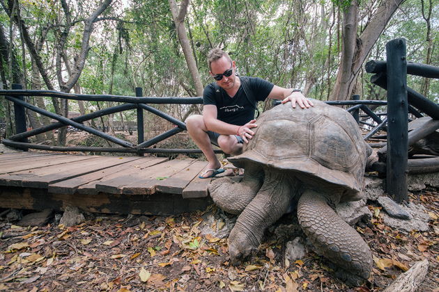 Приключения на острове-Тюрьме и барбекю на пляже Накупенда