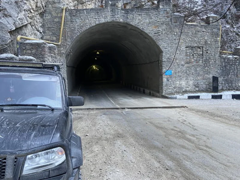 Горное царство: Верхняя Балкария, Язык Тролля и Голубые озера — фото 7, Ессентуки | Покатаем
