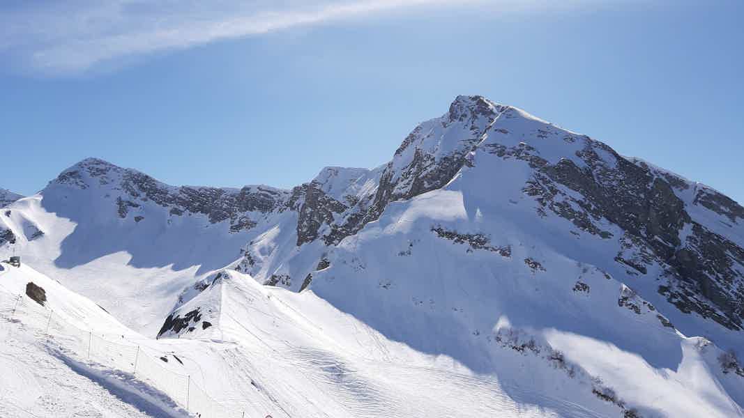 Идеальный горнолыжный день на курортах Красной Поляны - фото 1
