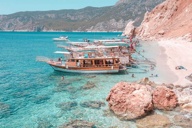 Закат на острове Сулуада: круиз на яхте с трансфером из Белека