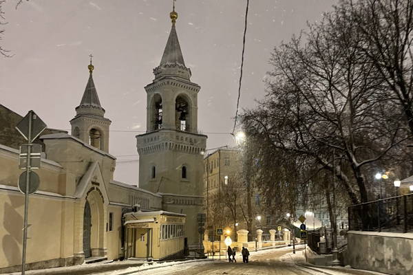 Ивановская горка — один из самых атмосферных районов Москвы