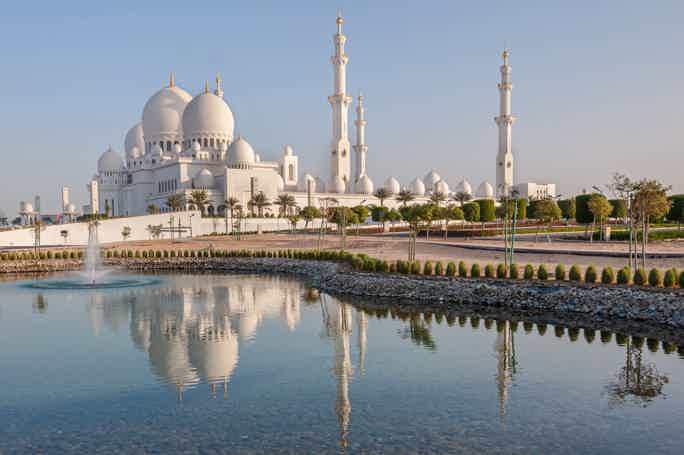Дворцы и парки Абу-Даби
