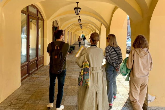 Фото к экскурсии Прогулка «Васильевский остров — несбывшийся центр Петербурга» в мини группе