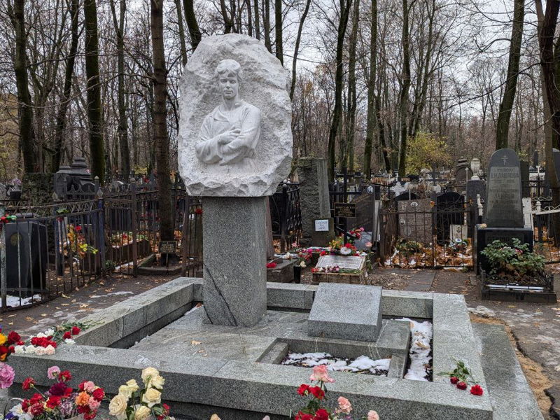 Кумиры, герои и святые старинного Ваганьковского кладбища - экскурсия в Москва, Россия