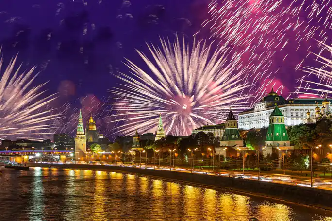 День России на теплоходе «Легенда» с ужином и музыкальной программой
