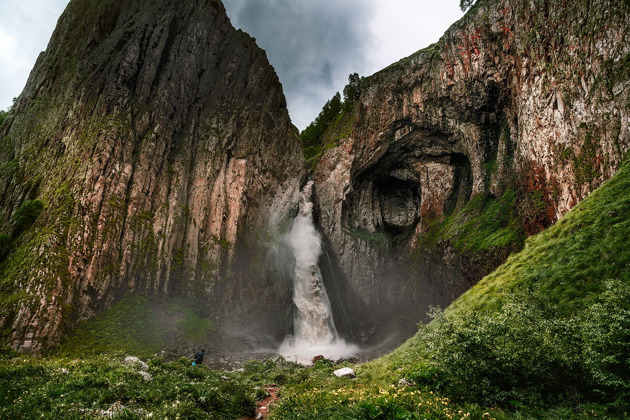 Урочище Джилы-Су — удивительные пейзажи и водопады