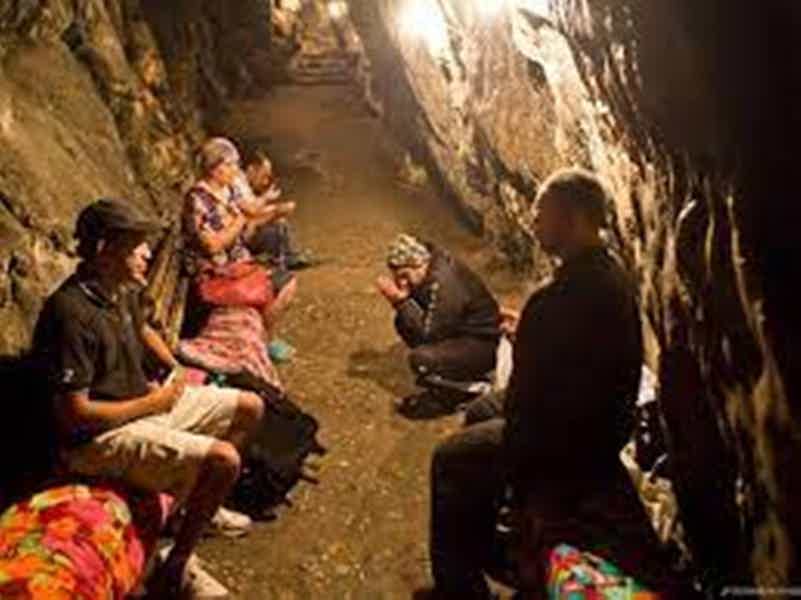 2000 ступеней в пещеру к Святому Давиду-Хазрати Довуд - фото 3