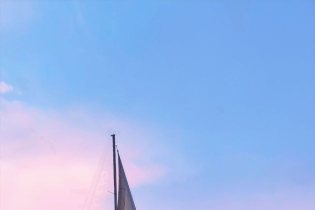 Виды Групповой Тур на парусной яхте в Дубае с видами на Бурдж Халифу и Даунтаун