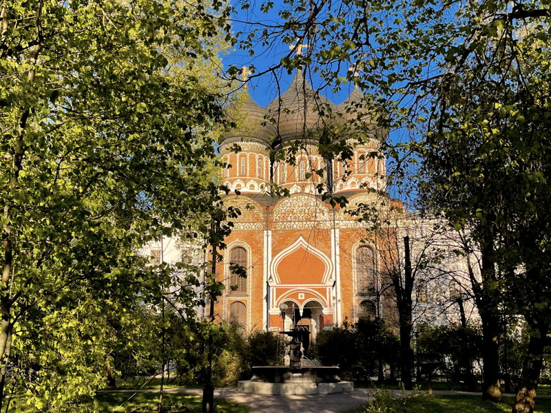 Измайловский остров — парадная резиденция русских царей или рабочий городок имени Баумана - экскурсия в Москва, Россия
