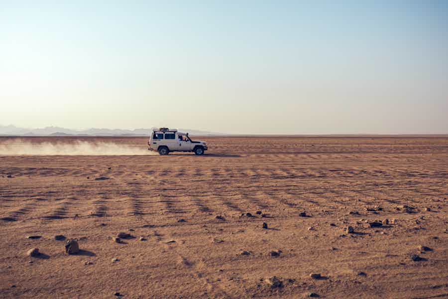 Путешествие в Сахару с поездкой на джипах и прогулкой на верблюдах - фото 1