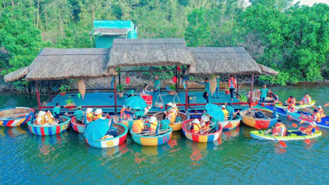 Тур на бамбуковой лодке к пляжу морских звёзд