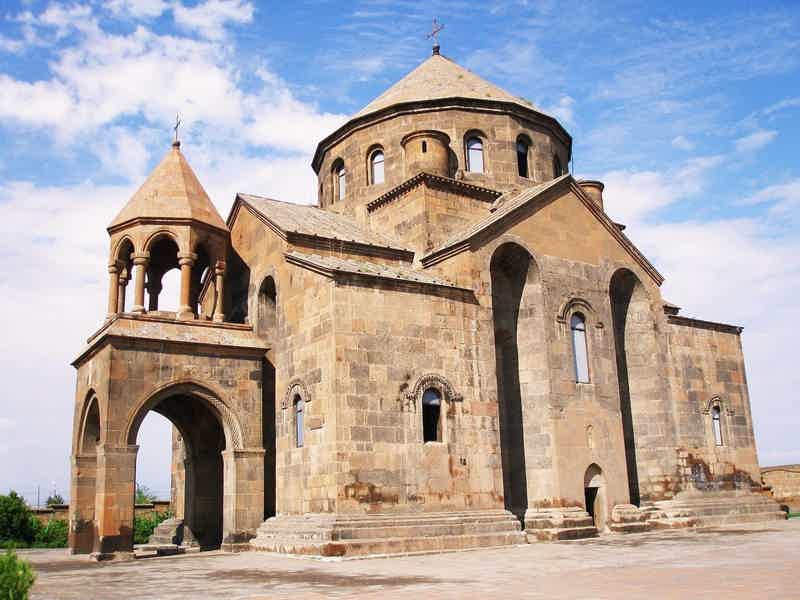 Духовные центры Армении за день (Эчмиадзин-Хор Вирап-Звартноц) - фото 1