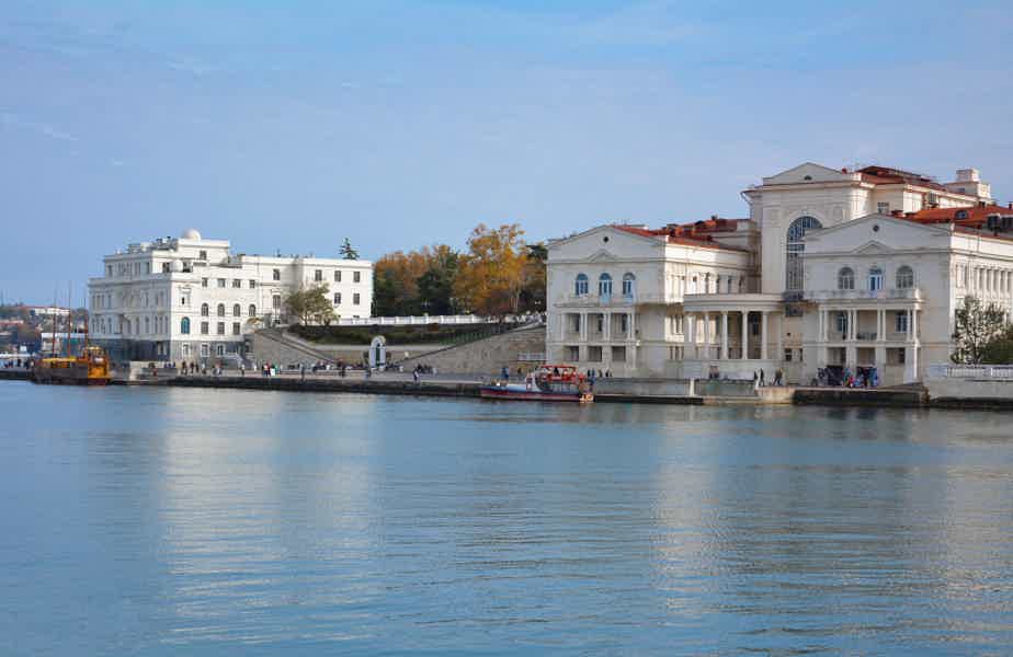 Узнайте Севастополь: от площади Нахимова до морской прогулки - фото 1