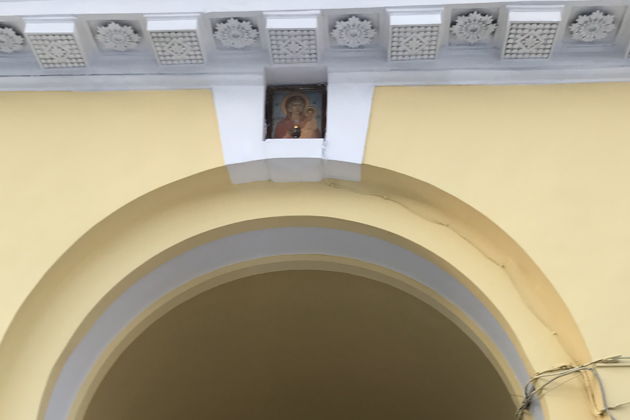 Фото к экскурсии К святым покровителям Петербурга с посещение кладбищ 