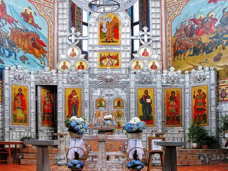Музей, завод хрусталя и храм в Дятьково. Обзорная по Брянску - экскурсия в Брянск, Россия