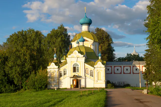 Тихвин — славный, древний, православный