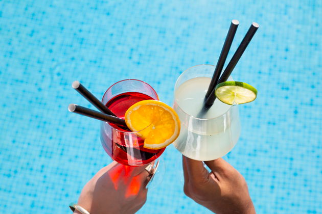 Виды Terra Solis — оазис отдыха и энергии у бассейна