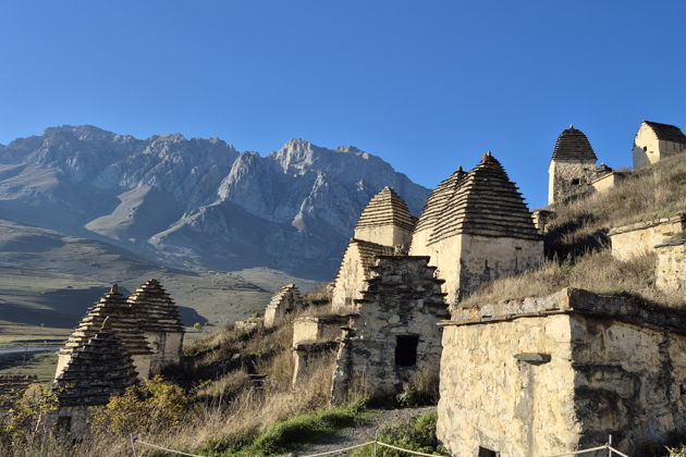 Виды Северная Осетия в мини-группе: Фиагдон, Даргавс, Кармадон