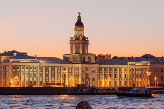 Фото к экскурсии Мифы и легенды Петербурга: необычный взгляд на город