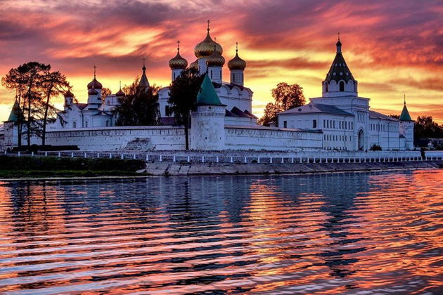 Виды Ипатьевская Слобода: музей под открытым небом